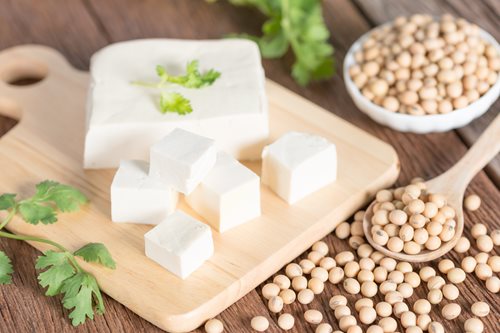 Tofu-with-soy-bean-_shutterstock_661010404.jpg